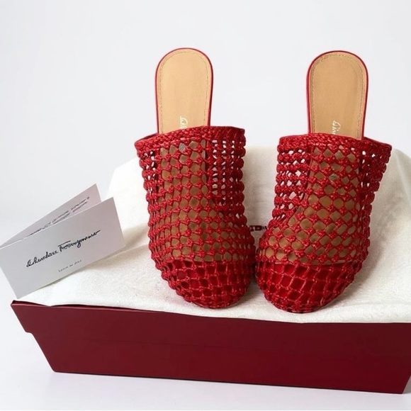 GUARANTEED AUTHENTIC NIB Salvatore Ferragamo Caged Block Heel Leather Mules - Picture 1 of 6